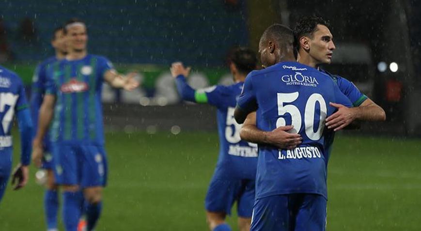 Çaykur Rizespor, kupada çok farklı 6 gollü galibiyet