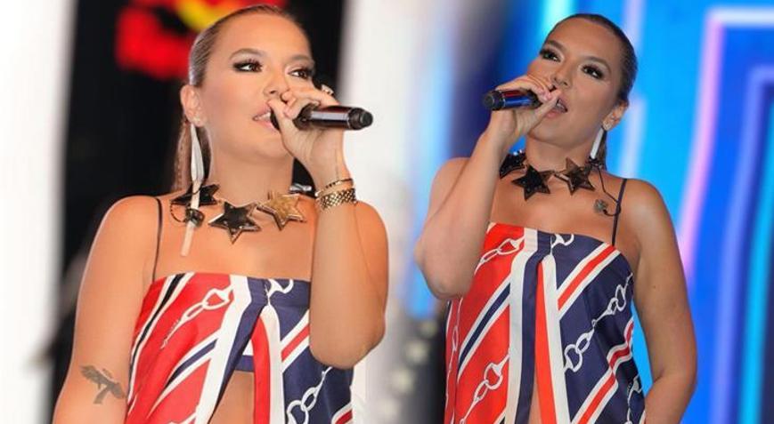 Demet Akalından nostaljik paylaşım Fotoğraftaki isim ünlü biri çıktı