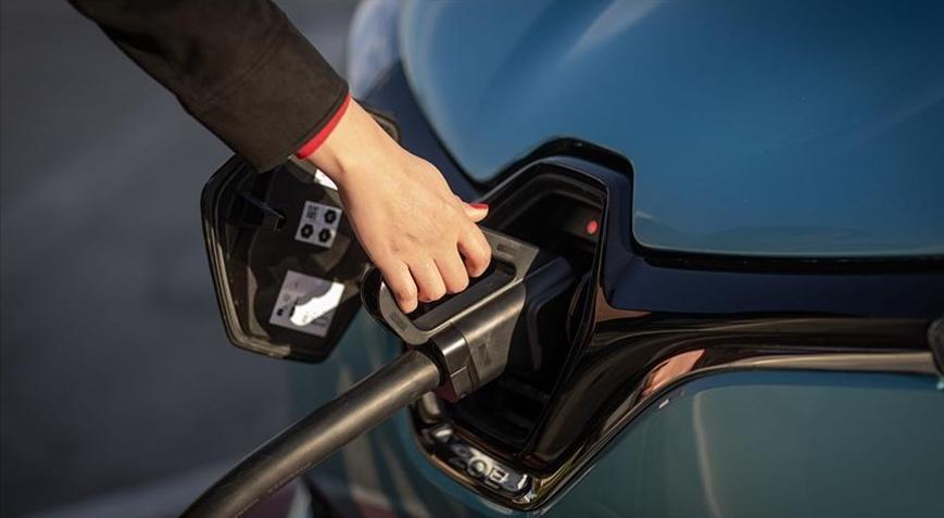 Türkiyede elektrikli otomobil satışları 11 ayda ikiye katlandı