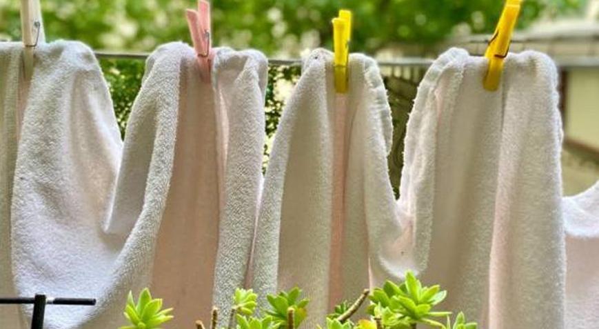 Taş gibi havluları yumuşatan kesin çözüm 1 bardak makineye eklemek yeterli