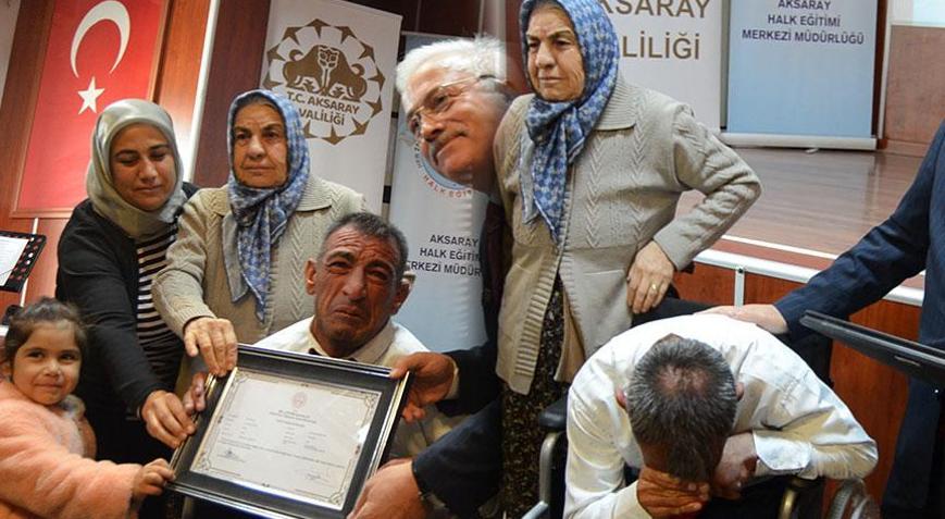 44 yaşındaki ‘Dertli Cumali’ 2 ayda okuma-yazma öğrendi ‘Şimdiki hayalim ise yürümek’