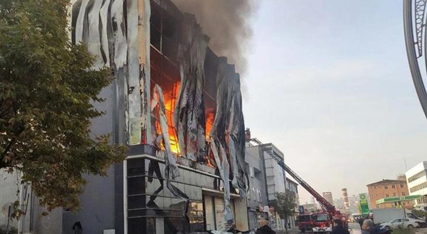 Kocaelideki fabrika yangınına ilişkin iş sağlığı ve güvenliği firması müdürü tutuklandı