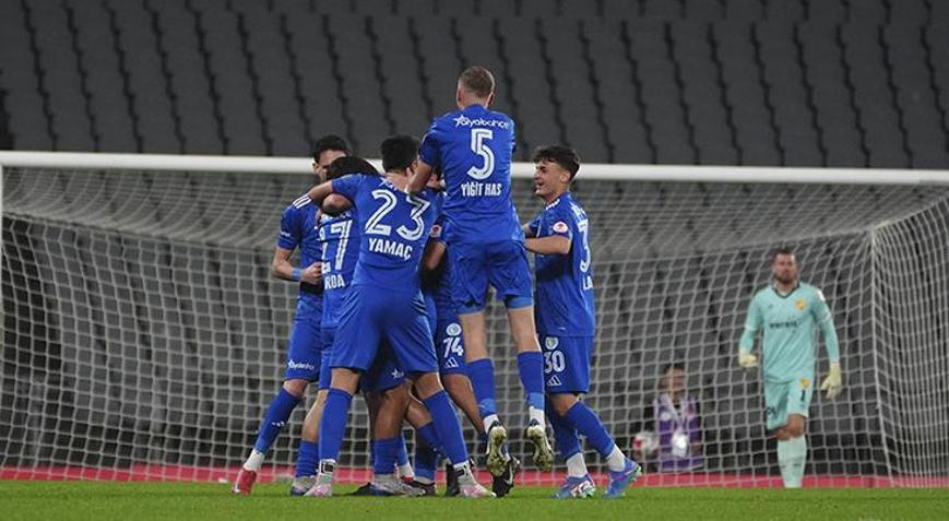 Türkiye Kupasında büyük şok Göztepe, 2. Lig ekibine elendi