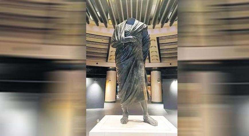 110 eser yurduna döndü