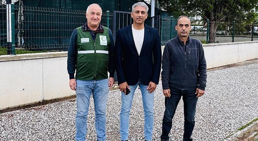 İki asker arkadaş hiç durmadan 25 saatte 102 kilometre yürüdü