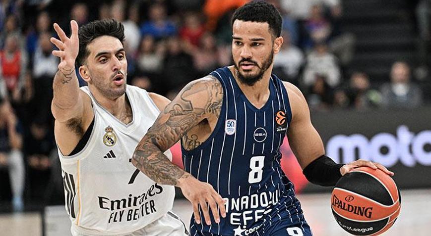 Euroleaguede Anadolu Efes, Real Madrid karşısında mağlup