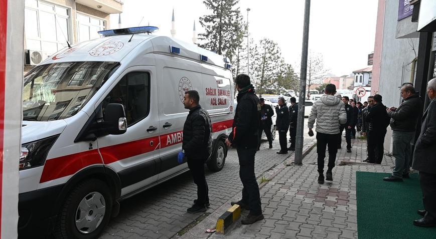 Kayınpeder, gelinini tabancayla yaralayıp, onun kız kardeşini öldürdü