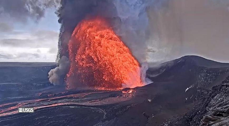 Hawaiideki Kilauea Yanardağı yeniden lav püskürttü