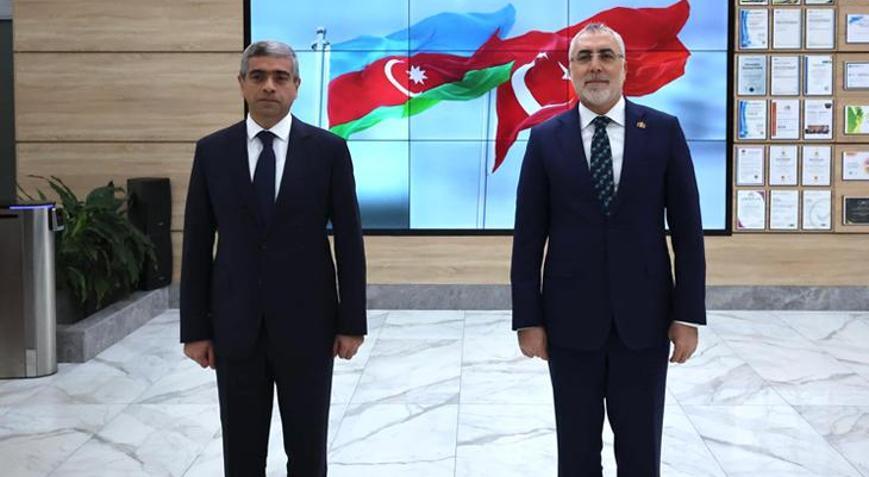Bakan Işıkhan, Azerbaycanlı mevkidaşı Aliyev ile bir araya geldi