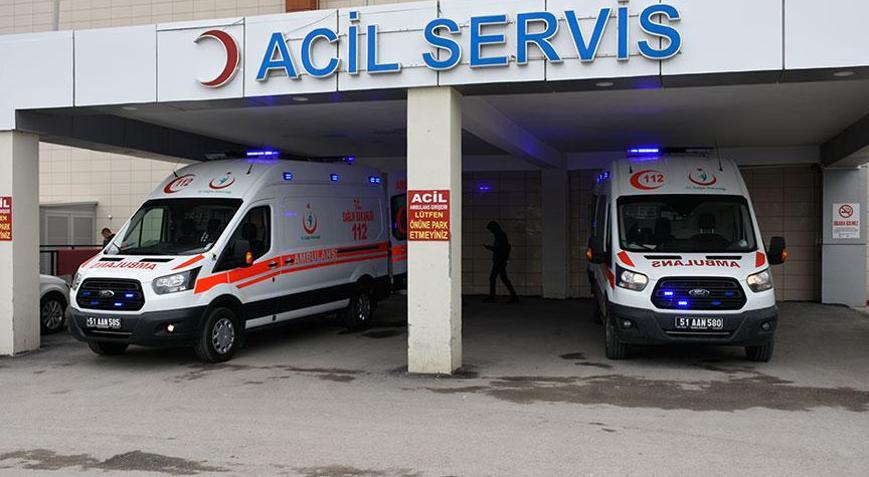 Niğdede 2 ayrı kaza 3 kişi öldü, 4 kişi yaralandı