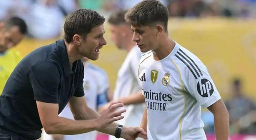 Real Madrid efsanesinden Arda Güler sitemi Xabi Alonsoyu eleştirdi