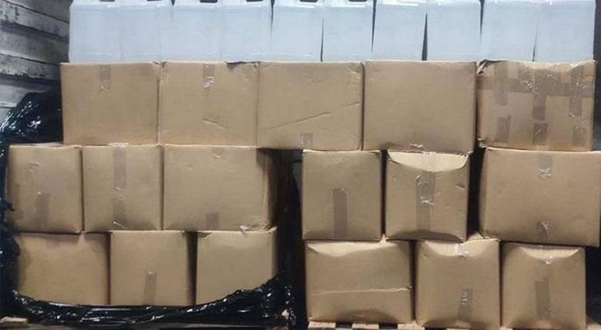 İzmirde yılbaşı öncesi 860 litre etil alkol ele geçirildi