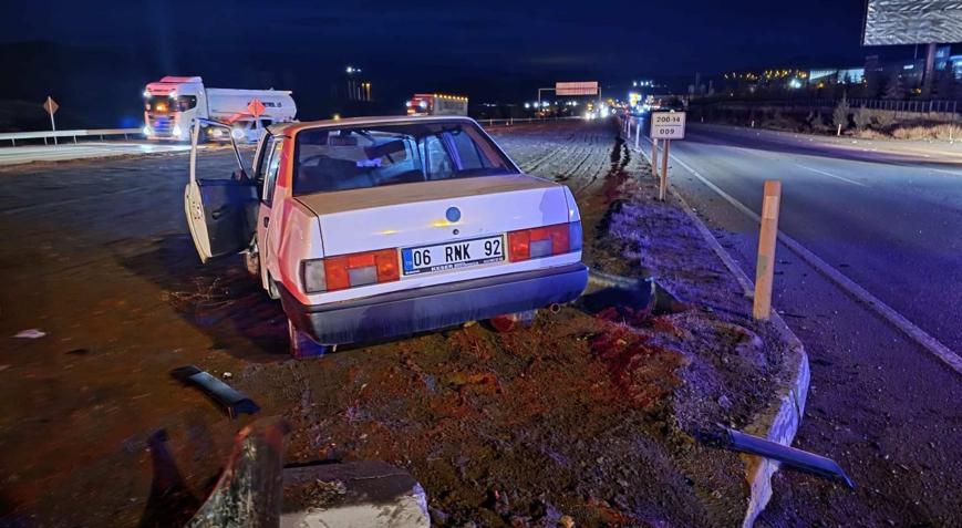 Otomobiller kavşakta çarpıştı; 7 yaralı