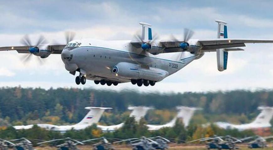 Rusya'da askeri uçak düştü! Mürettebatın durumu belirsiz