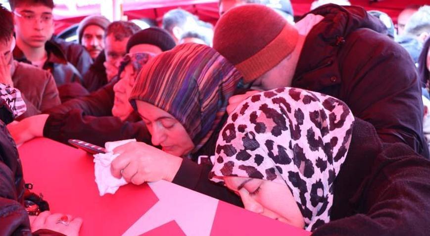 Şehit polis memuru, memleketi Samsun’da toprağa verildi