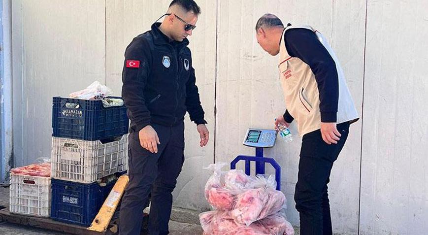 Soğuk hava deposuna baskın: Yüzlerce kilo ürün bozuk çıktı
