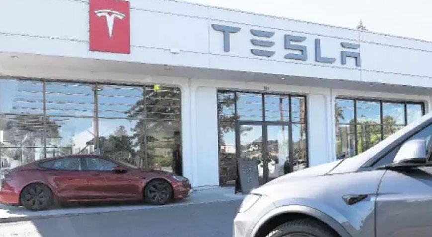 Çindeki Tesla fabrikasında 4 milyonuncu araç üretildi