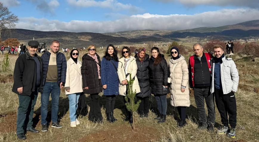 Öğrencilerden Geleceğe Nefes fidan dikimi etkinliği