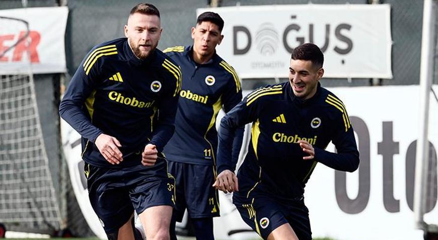 Fenerbahçe kafilesi, Brann maçı için Norveçe ulaştı