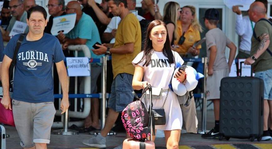 Rus ve Avrupalı turistler yılbaşına Antalyada girecek