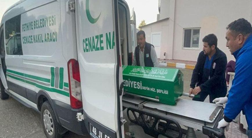 Muğlada korkunç olay Dedesinin kullandığı aracın altında kaldı