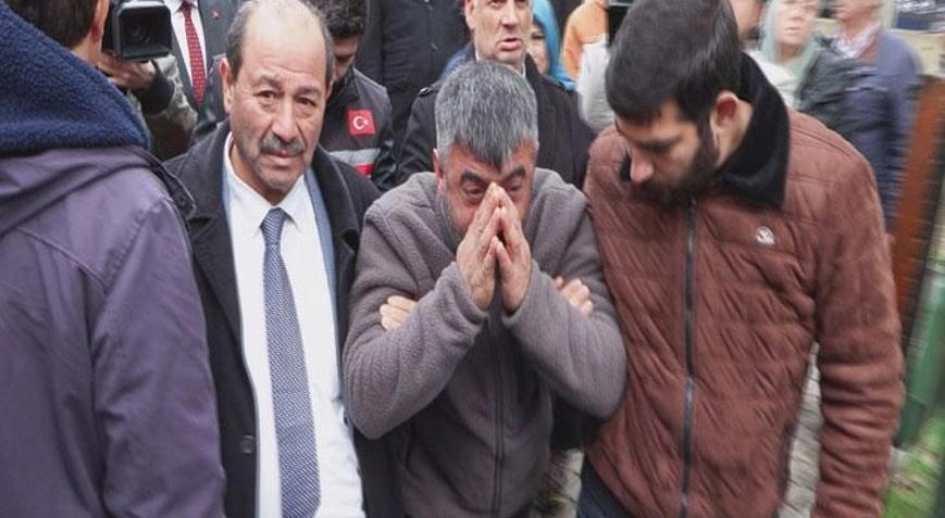 Yangında can veren 3 çocuk son yolculuğuna uğurlandı: Acılı baba gözyaşlarına boğuldu