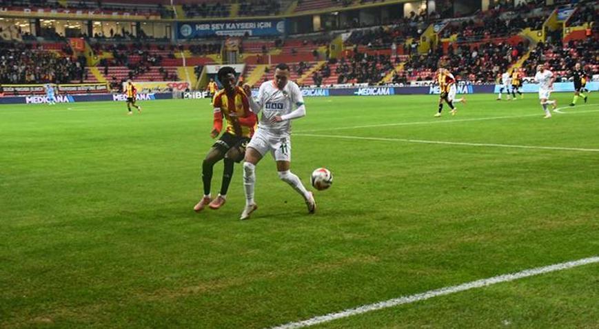 Süper Ligde Kayserispor - Alanyaspor maçında gol sesi çıkmadı