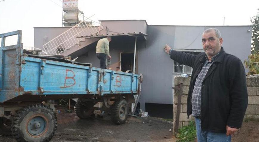 Gezmeyen giden aileye büyük şok Köylüler evin kapısını kırıp içeriye girmiş