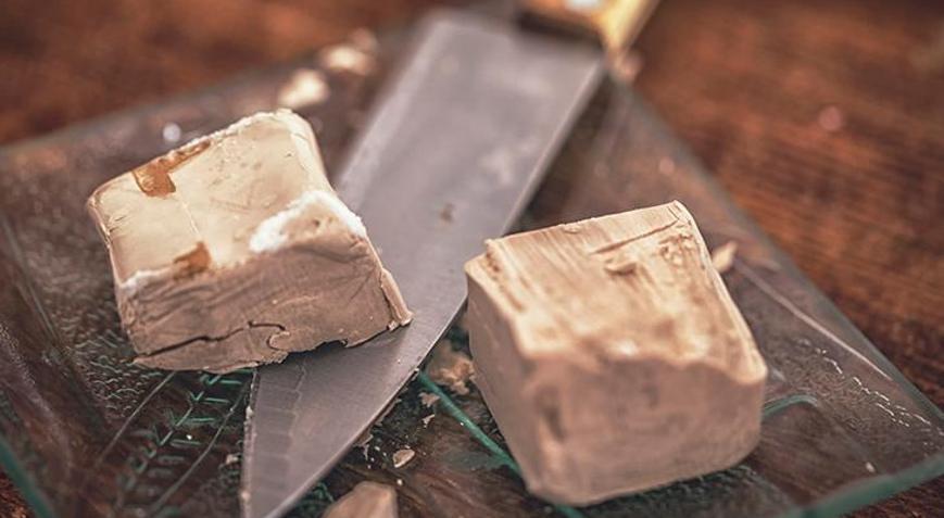 Çöpe atmaya son Yaş mayayı aylarca taptaze tutmanın en etkili yolları