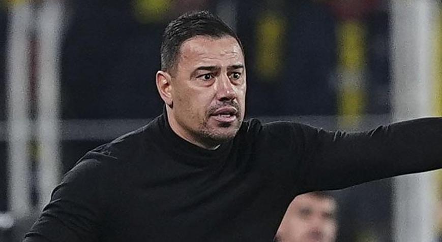 Çağdaş Atandan maç sonu hakem tepkisi: Maçı alıp bir taraftan diğer tarafa taşıyorsun