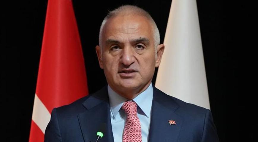 2025 Yılı Türk Diline Hizmet Ödülleri Bakan Ersoy: Türkçeye gösterdiğimiz özen, kimliğimize, ve geleceğimize gösterdiğimiz özendir