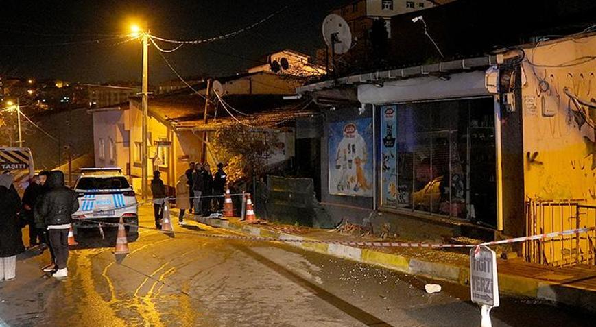 Sarıyerde kolonlarında çatlak oluşan 2 katlı bina boşaltıldı