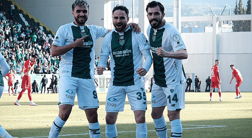 Bursaspor küllerinden doğuyor Profesyonel liglerin en golcüsü