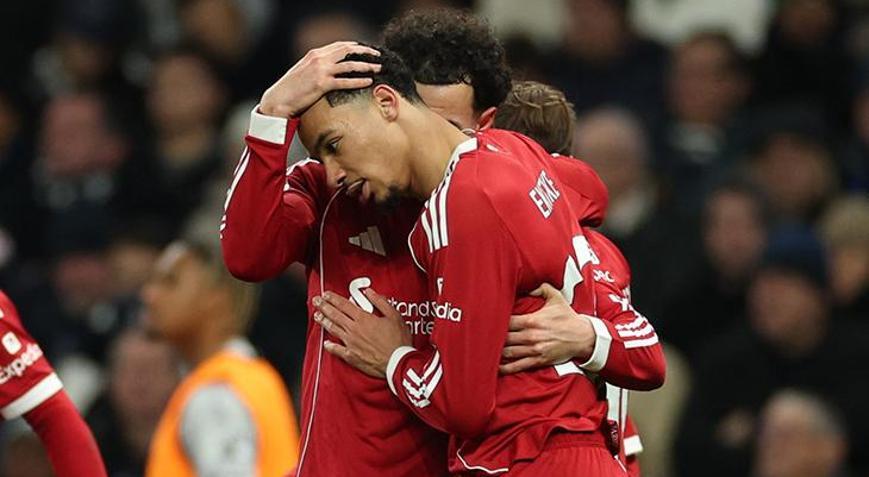 Premier Ligde Liverpool, 9 kişi Tottenhamı 2 golle geçti