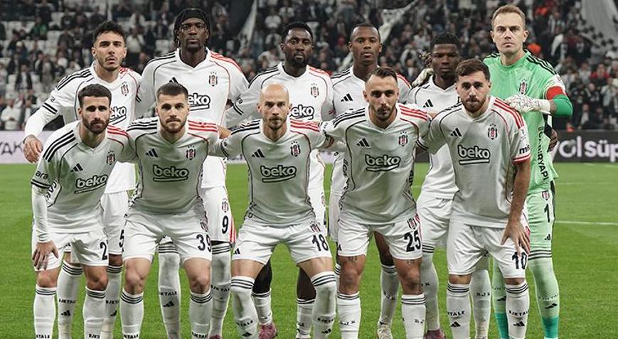 Beşiktaşta planları değiştiren ayrılık talebi Rafa Silva derken ters köşe