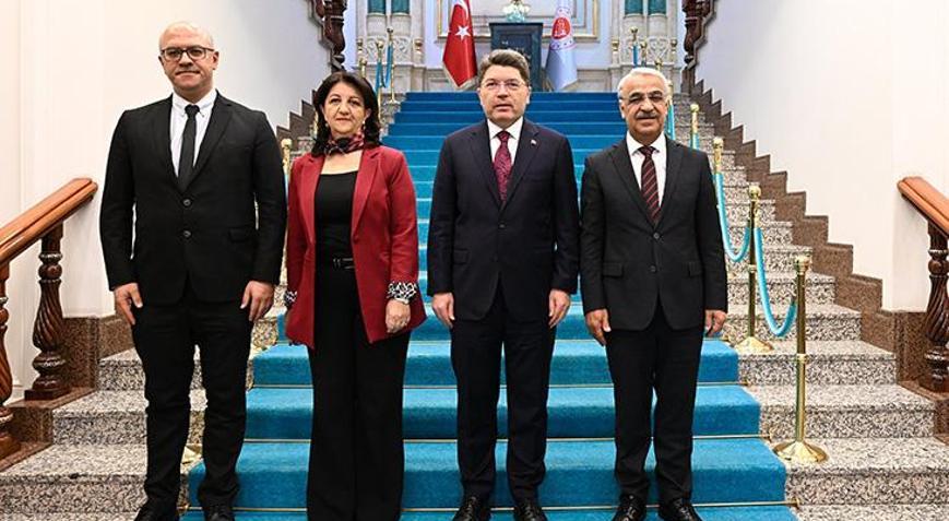 DEM Parti heyeti, Adalet Bakanı Tunç ile görüştü