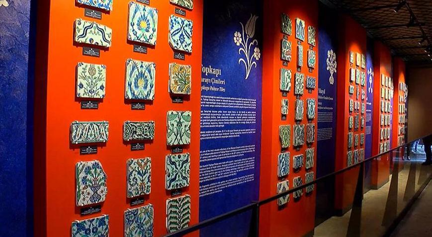 Çalışmalar 3 yıl sürdü Topkapı Sarayındaki Mabeyn Yolu Çini Sanat Galerisi ziyarete açıldı
