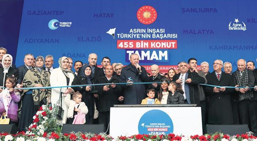 Hatay’da asrın dönüşümü gerçekleşti ‘Deprem turistleri yok ama biz buradayız’