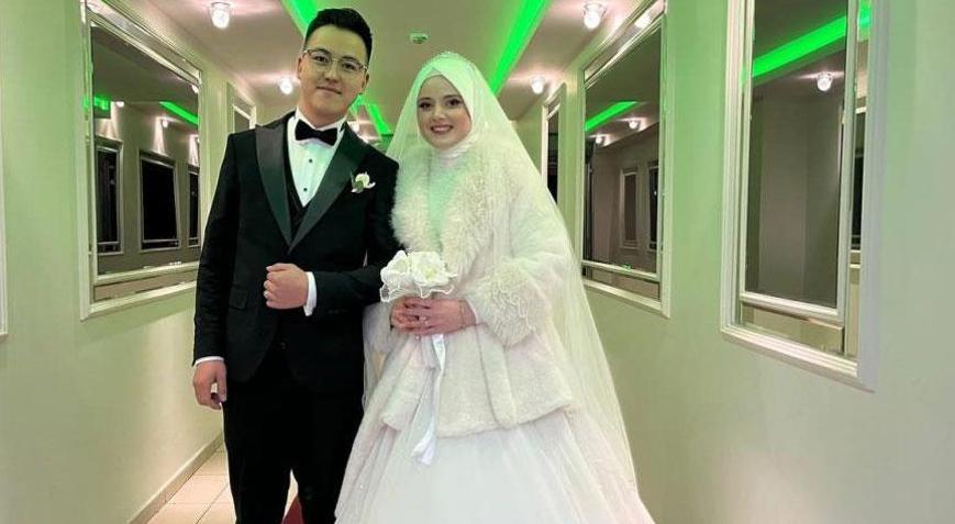 Sosyal medyadan çağrı yaptı, binlerce kişi Bursa’ya akın etti Türkiye’nin konuştuğu çift evlendi