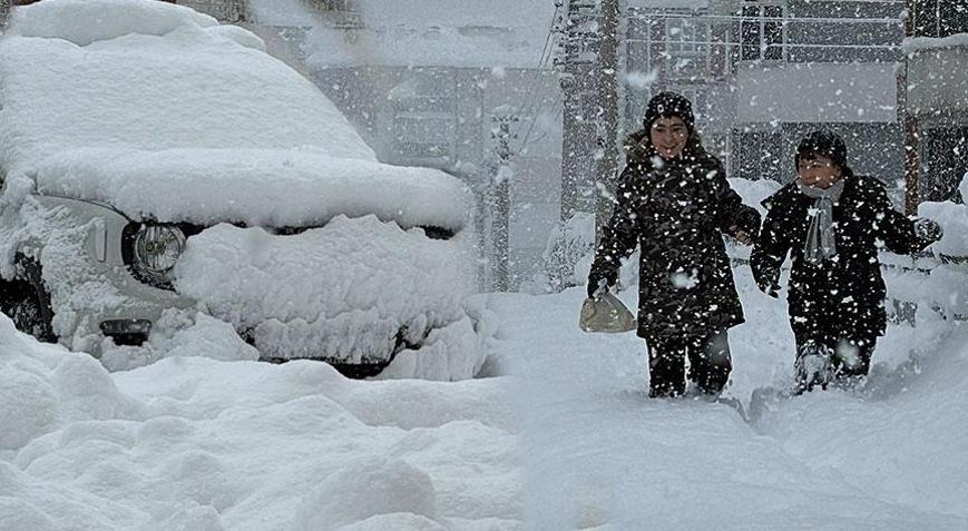 Kent kara gönüldü Merkezdeki kar kalınlığı 60 santimetreye ulaştı