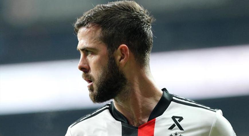Eski Beşiktaşlı Miralem Pjanic, futbolu bıraktığını duyurdu