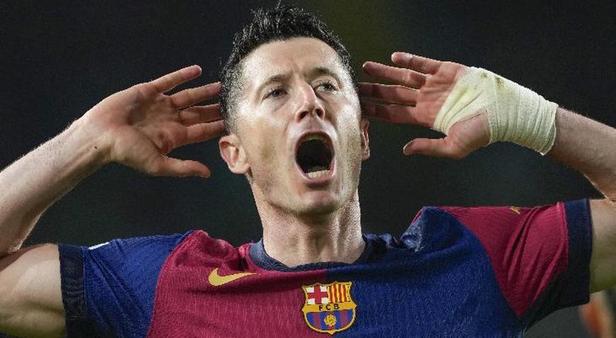 Fenerbahçe ile adı anılan Robert Lewandowski için Barcelonadan yeni karar