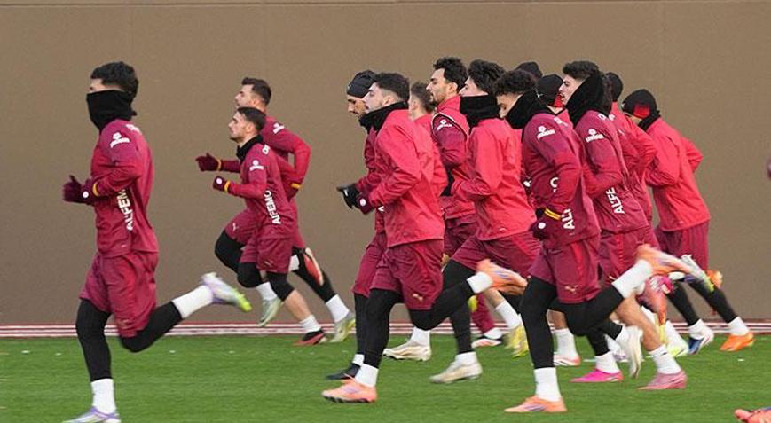 Galatasaray, Trabzonspor maçına hazırlanıyor