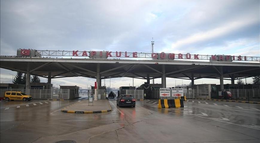 Trakya gümrük kapılarından 15 milyondan fazla yolcu geçti