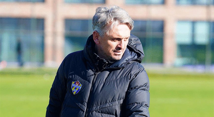 Eyüpsporda Orhan Ak dönemi sona erdi Resmen açıklandı