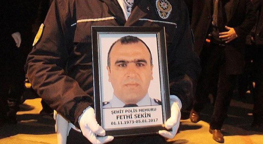 İçişleri Bakanı Yerlikaya, şehit polis memuru Fethi Sekini andı