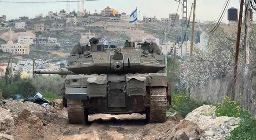 İsrailden Suriyenin güneyine baskın 12 tank bölgeye giriş yaptı