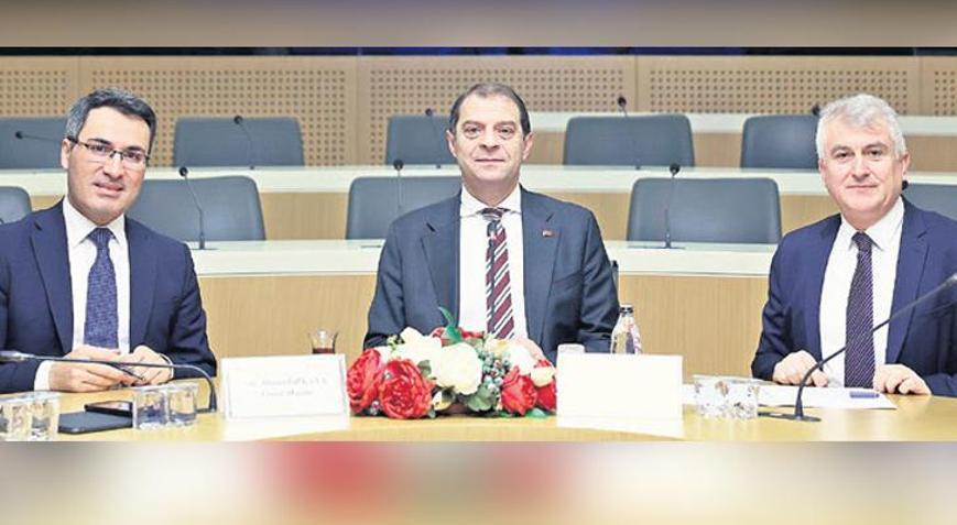 YEKA projelerinin imzaları atıldı