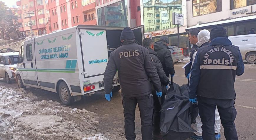 Sınava gelmeyince gerçek ortaya çıktı Akademisyen evinde ölü bulundu