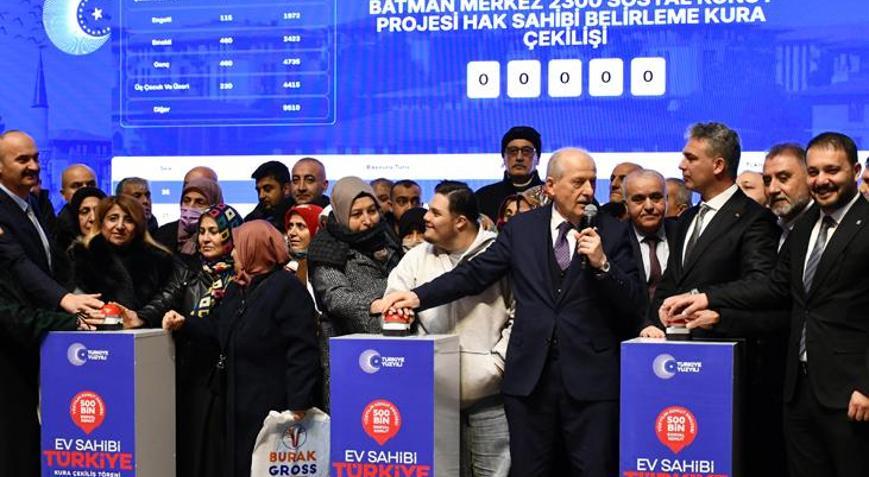 Batmanda yüzyılın konut projesi için kura heyecanı: 3 bin 810 hak sahibi belirlendi